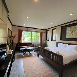 Lotus Paradise - Sha Ko Tao