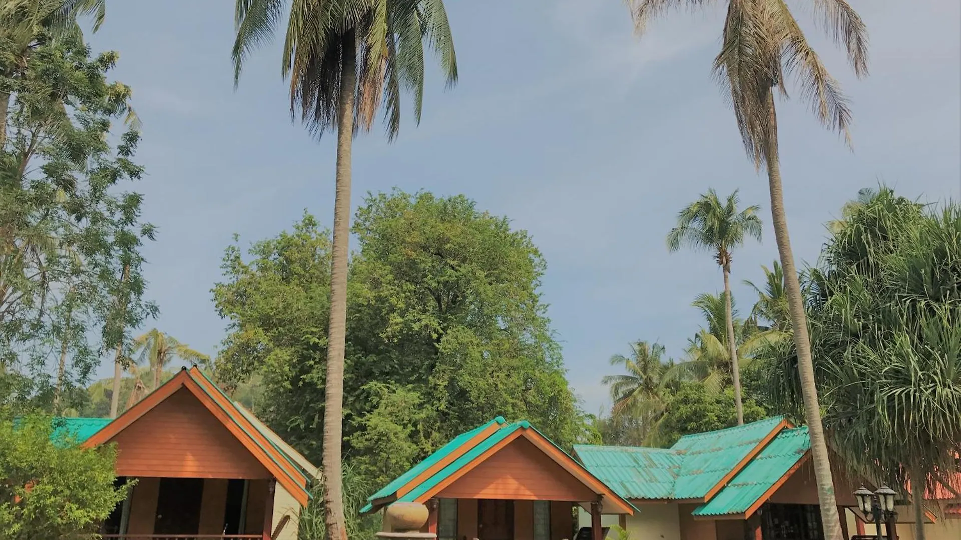 ***  Sayang Beach Resort Ko Lanta Thailand